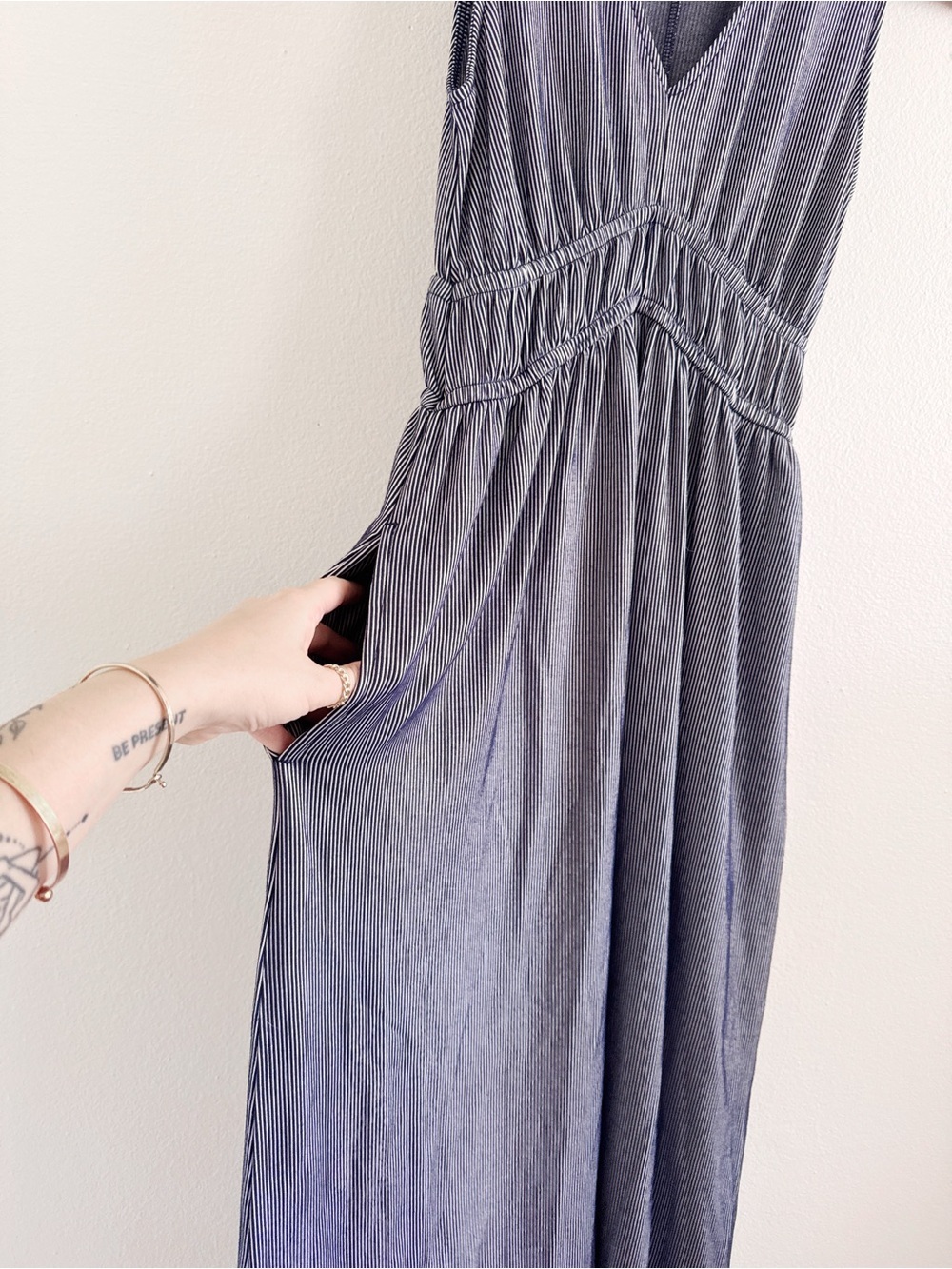 Time and Tru Sleeveless V-Neck Maxi Dress in Slate Blue XS - Picture 2 of 5